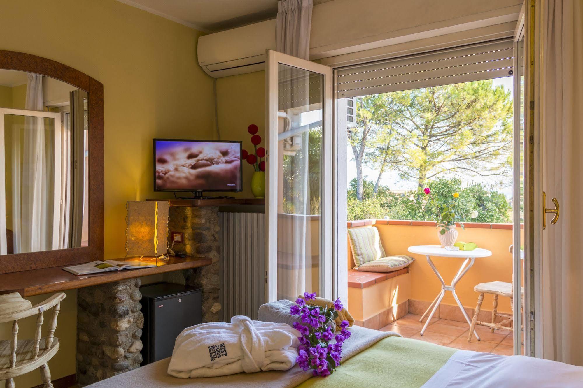West Garda Hotel Padenghe sul Garda Exterior foto